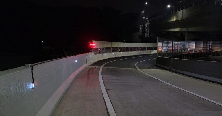 RE_안산휴게소 강릉방향 진출로 터널등 사진 (2)